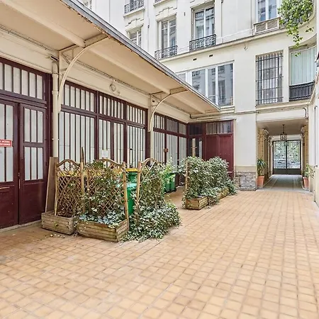 Exceptional 3 Bedrooms Heart Of By Prestige Appartamento Parigi
